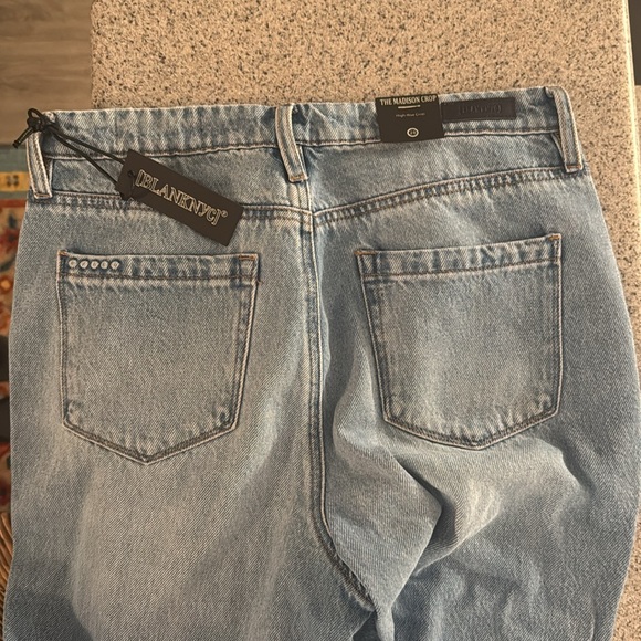 NWT BlankNYC Size 28 Jeans - Picture 3 of 5